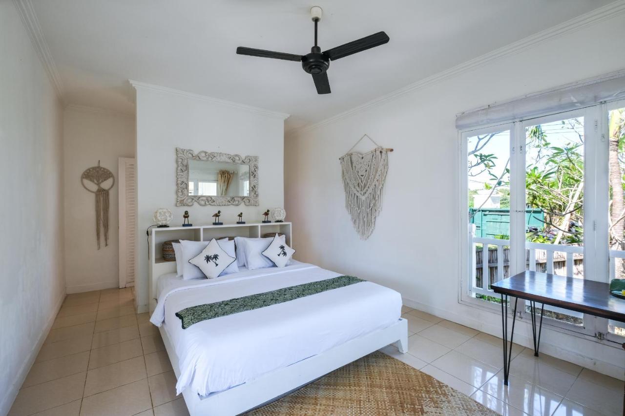 Villa Hally Bali Ungasan  Exterior photo