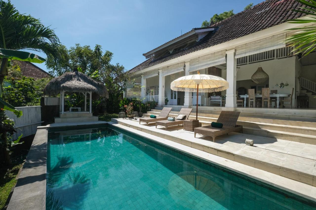 Villa Hally Bali Ungasan  Exterior photo